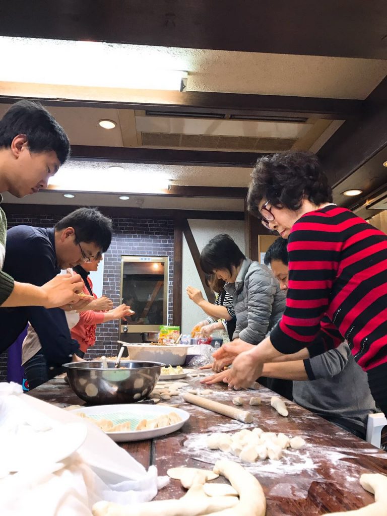 물만두빚어먹기 활동 사진 ^^