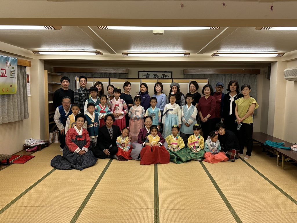 (동영상) <고운 한복 입고 예절 배웠어요> 도쿄샘물학교 어린이 한복 체험기 / 在日中国朝鮮族 2022.11.12